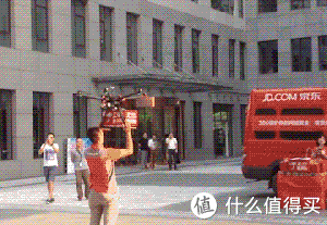 京东展示无人机送货 何时启用还是未知